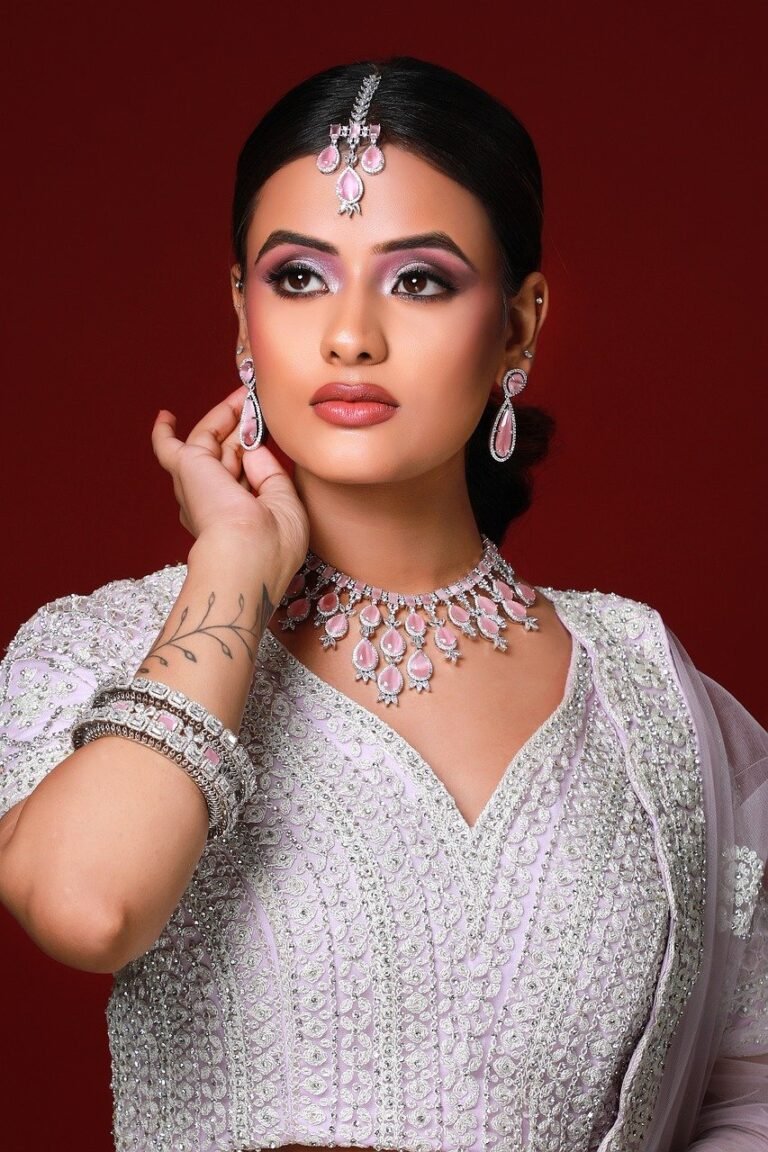 Soft Glam Makeup 2025